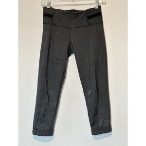 Lululemon Leggings  Womens Size 6 26 X 20 Gray Peacock Print‎ FLAW